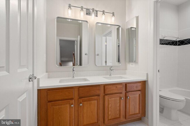 Building Photo - 9185 Topaz St