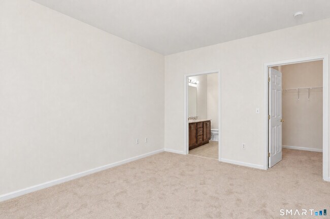 Building Photo - 1 Rivington Way