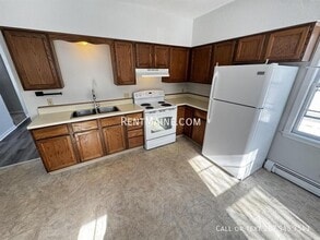 Building Photo - 15 Kennebec Rd