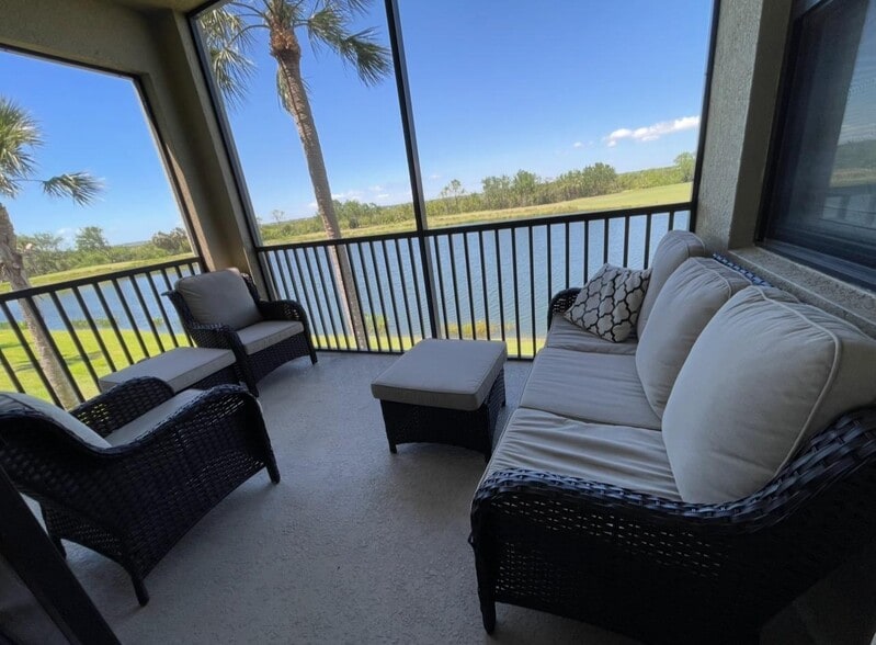 Building Photo - 7015 River Hammock Dr