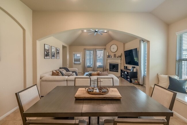 Building Photo - 23426 Tirino Shores Dr