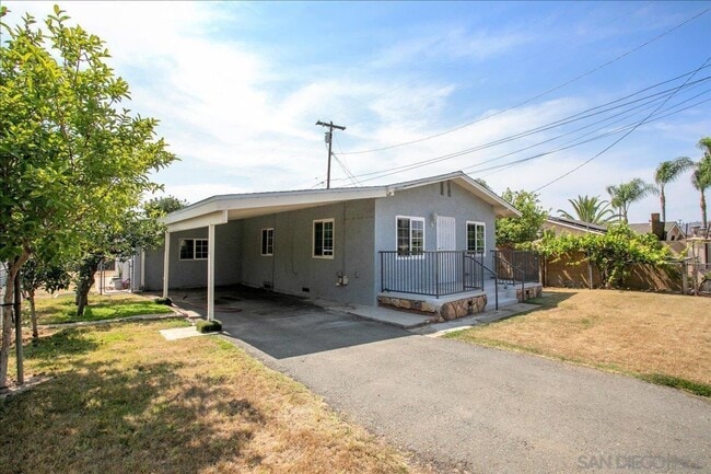 Building Photo - South 2nd- 4 Bed 2 Bath Remodeled Home in El Cajon!