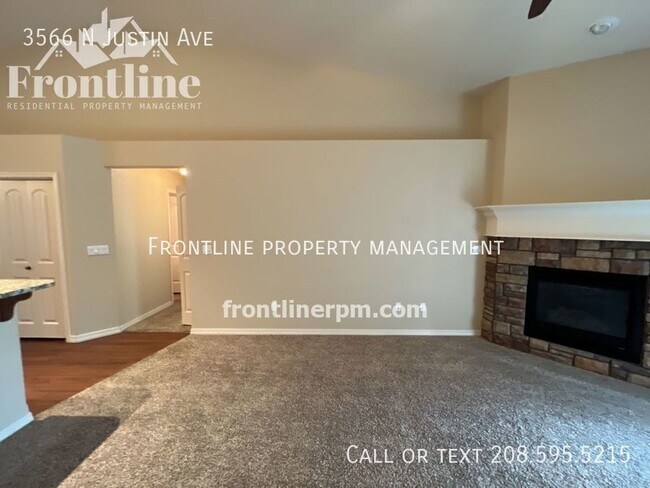 Building Photo - 3566 N Justin Ave