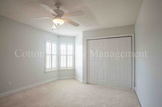 Building Photo - 3769 Merestone Dr