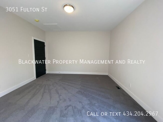 Building Photo - 3051 Fulton St