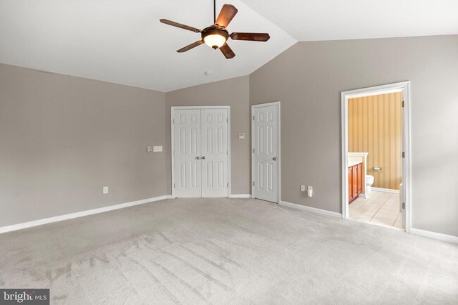 Building Photo - 102 Penns Manor Dr