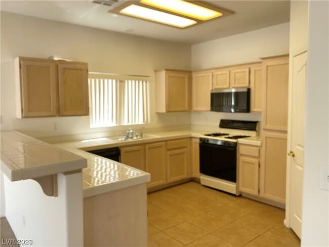 Building Photo - 3624 Warmbreeze Way