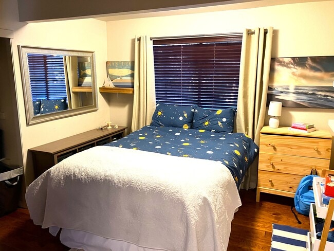 Building Photo - 1032 Leff St