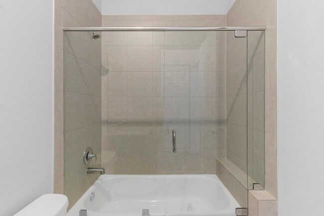 Building Photo - 3111 Waterside Cir