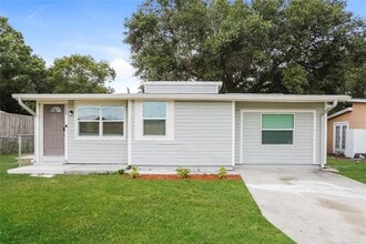 Building Photo - 2428 S Maple Ave