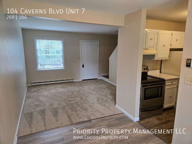 Building Photo - 104 Caverns Blvd