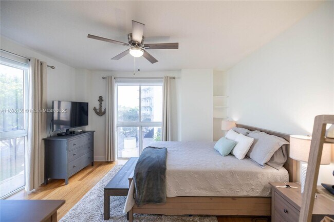Building Photo - 7275 SW 90th St