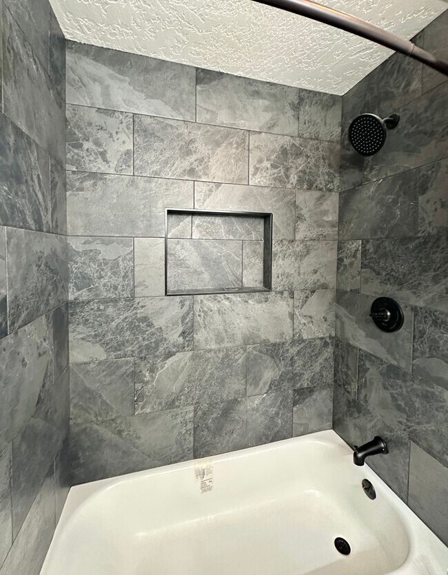 Building Photo - Updated