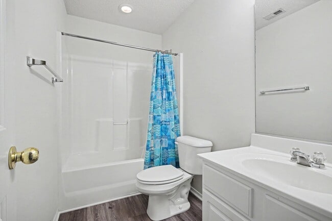 Building Photo - 113 Olde Towne Way