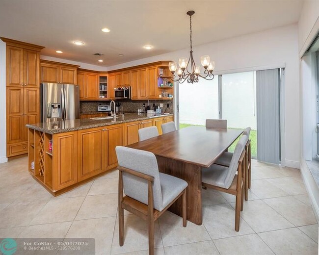 Building Photo - 7294 Panache Way