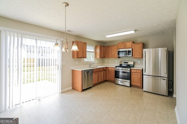 Building Photo - 4353 Grant Forest Cir