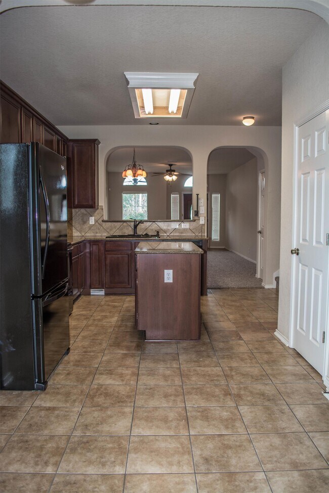 Building Photo - 520 Marlin Cir