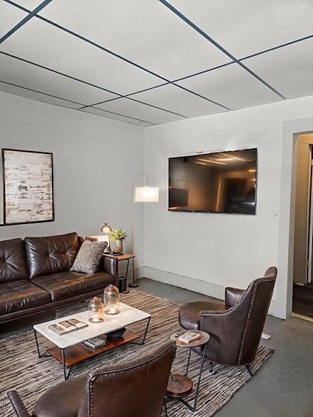 Building Photo - 771 Dwight St