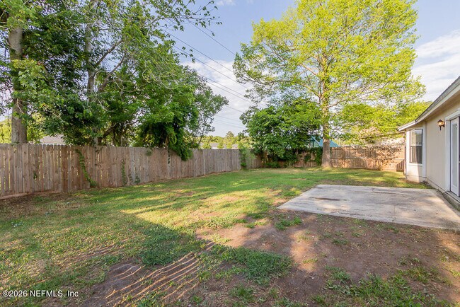 Building Photo - 8755 Huntington Woods Cir N