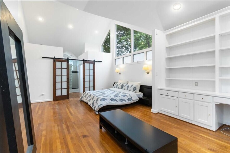 Building Photo - 2014 Westminster Way NE