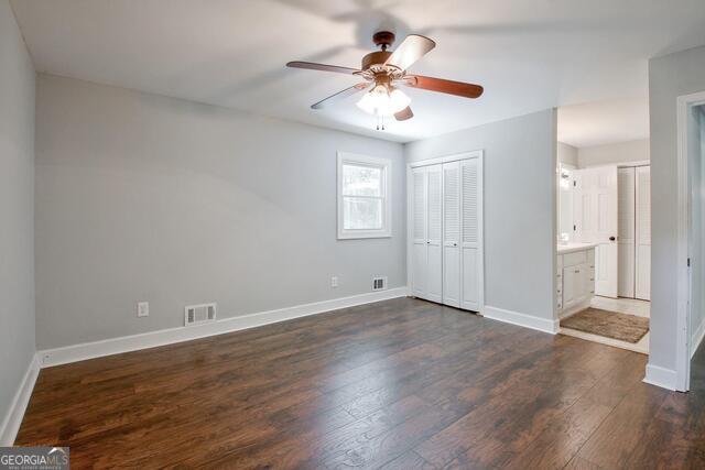 Building Photo - 205 Kingswood Dr