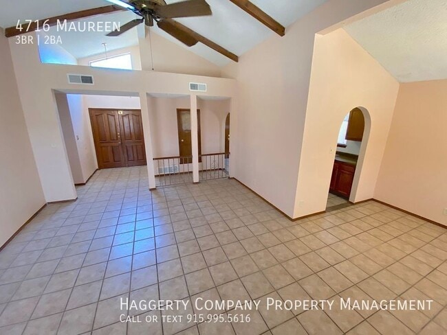 Building Photo - 4716 Maureen-
