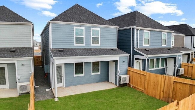 Building Photo - 28218 Meadowlark Sky Dr