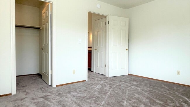 Building Photo - 1124 Calle Almaden
