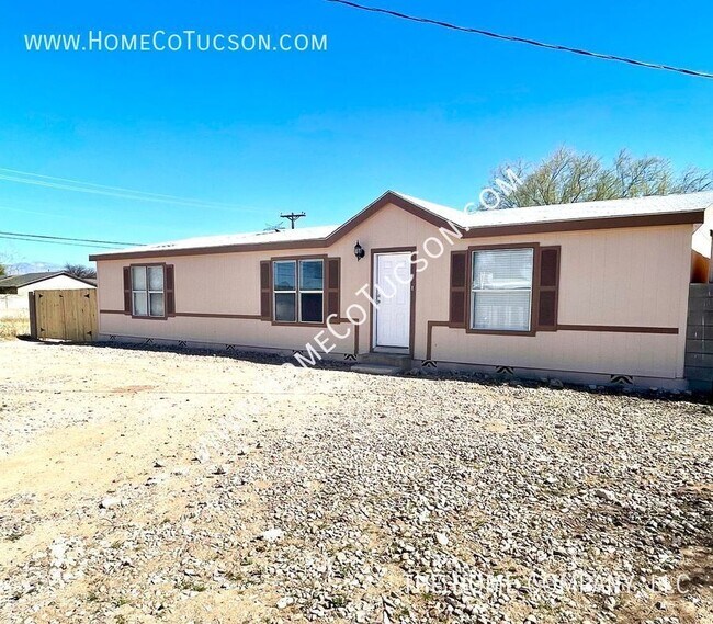 Primary Photo - 5717 S Stewart Blvd