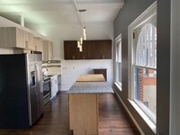 Building Photo - 2 Bedroom Downtown Denver Loft w/ Parking Spot! Available April 1st!