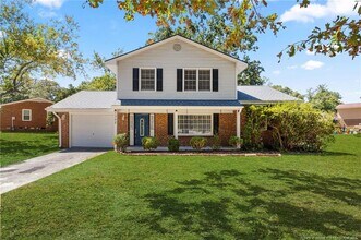 Building Photo - 1302 Kienast Dr