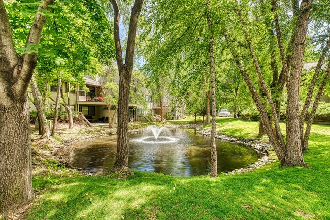Building Photo - 3713 S Gekeler Ln