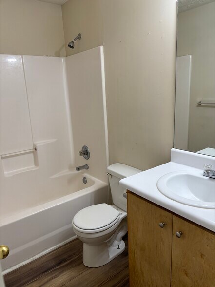 Full Bath Downstairs - 97 Lily Dr Apt I, Lily Drive Apartments