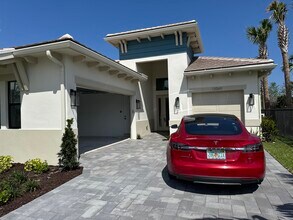 Building Photo - 13069 Feathering Wy