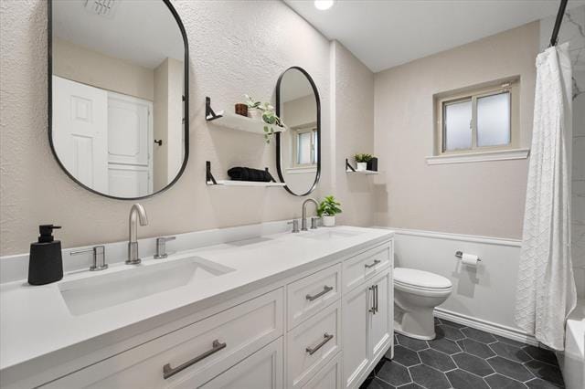 Building Photo - 1415 Moss Rose Cir