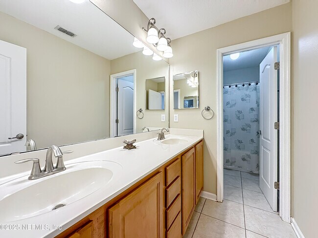 Building Photo - 346 Hefferon Dr