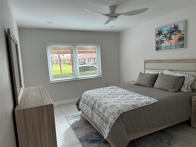 Building Photo - 19029 US Hwy 19 N