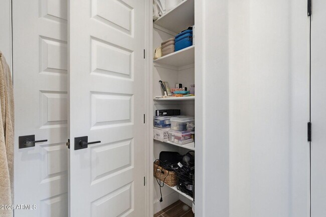 Building Photo - 5714 S Veneto