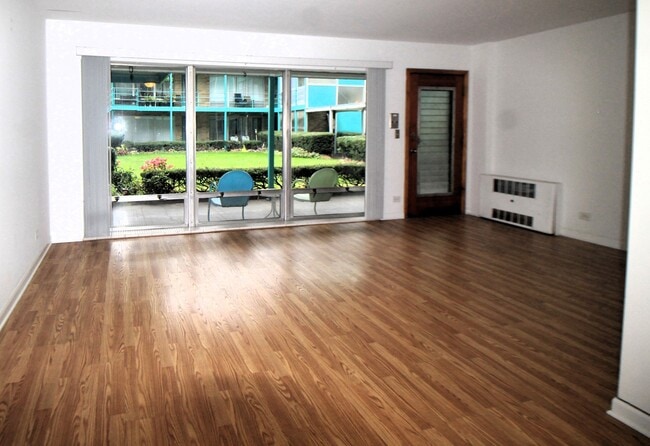 Building Photo - 220 N Kenilworth Ave