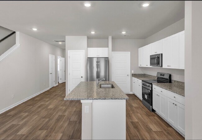 Building Photo - 8740 Silver Perch Ln