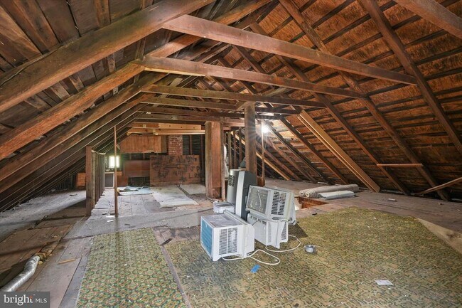 Building Photo - 847 Faust Rd
