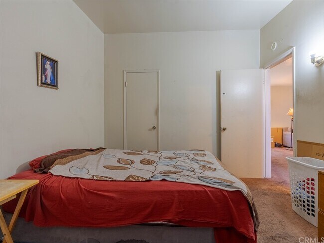 Building Photo - 9412 Nance Ave