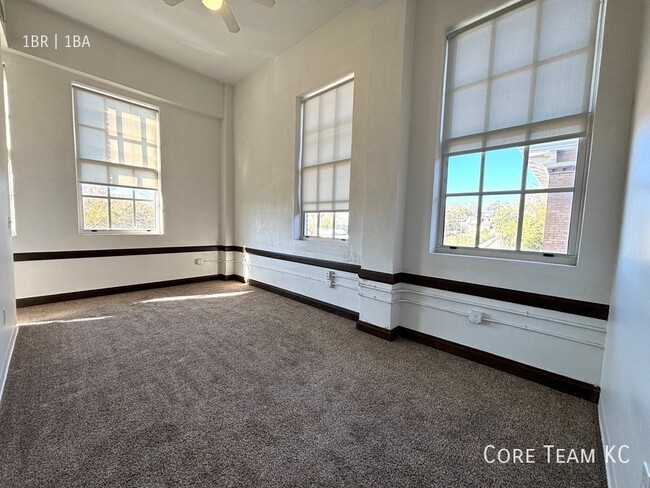 Building Photo - 1 Bedroom with Historic Charm in Old Schoo...