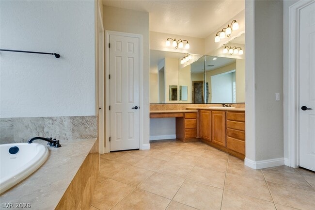 Building Photo - 7228 Night Heron Way