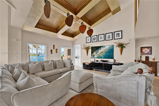 Building Photo - 2244 Fisher Island Dr