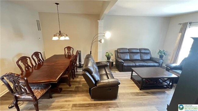Building Photo - 8495 Putnam Ct