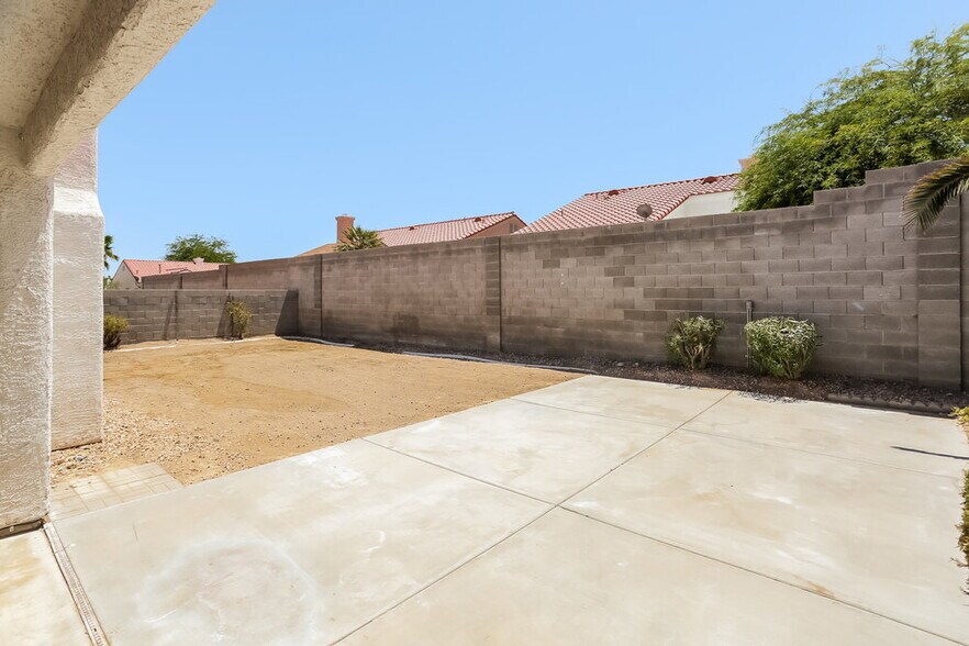 Building Photo - 607 Park Landing Ct