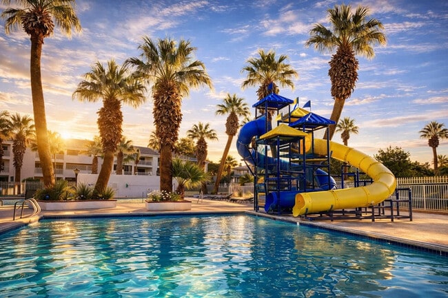 Building Photo - 1845 W Canyon View Dr