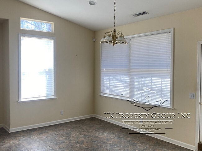 Building Photo - 108 Scotia Pines Cir