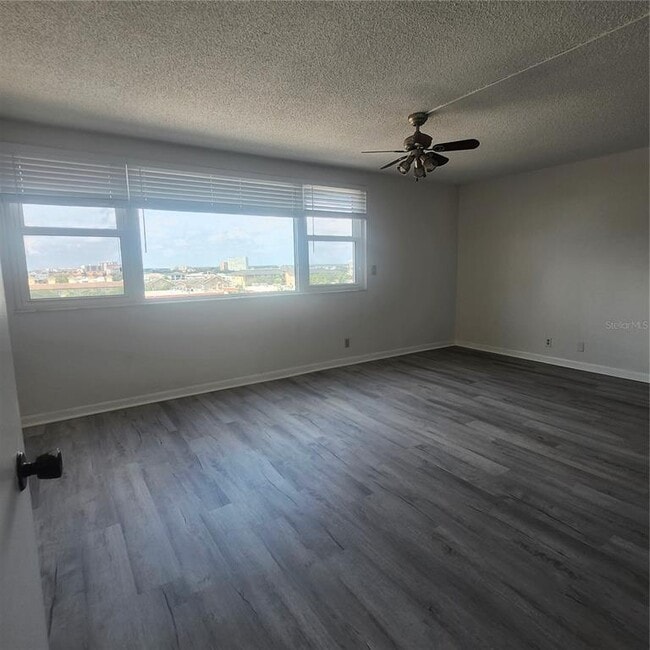 Building Photo - 675 S Gulfview Blvd